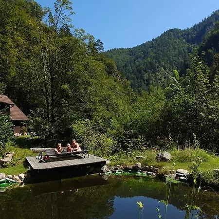 Idyllic Mountain Huette -gesaeuse Nationalpark *